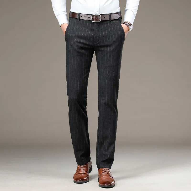 Calça Social Listrada Masculina Kngsmen KM209